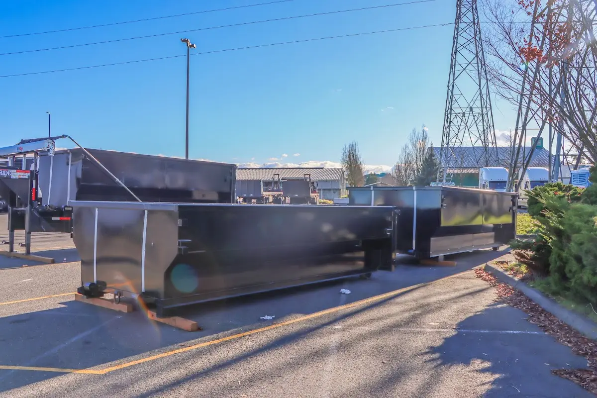 Professional dumpster rental and junk removal service in Holdrege